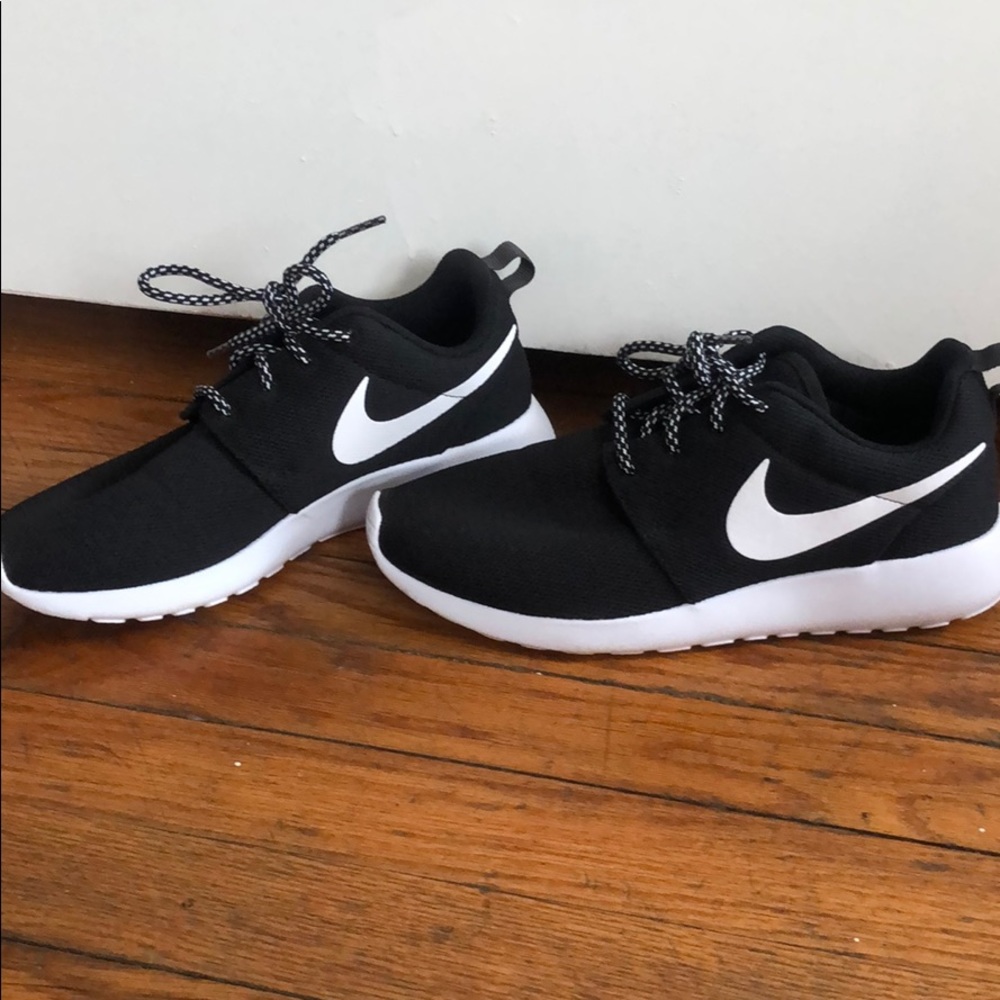 Nike Rosches